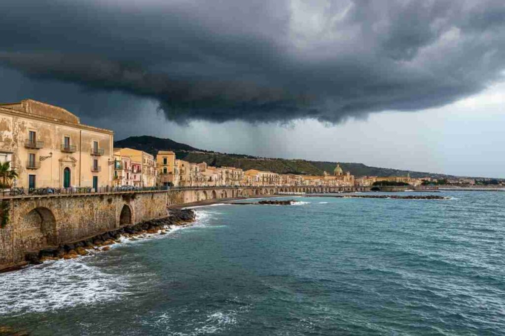 Allerta meteo gialla in Sicilia: temporali in arrivo domani 10 febbraio, ecco le zone a rischio